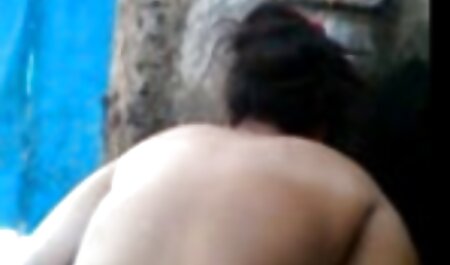 दो युवा लैटिन महिलाओं लिंग अपने दोस्तों सेक्स कॉम फुल एचडी वीडियो के लिए कूद गायब