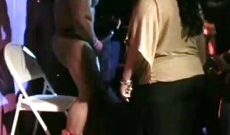 एक सैनिक सेक्सी वीडियो फिल्म फुल एचडी में वेश्या